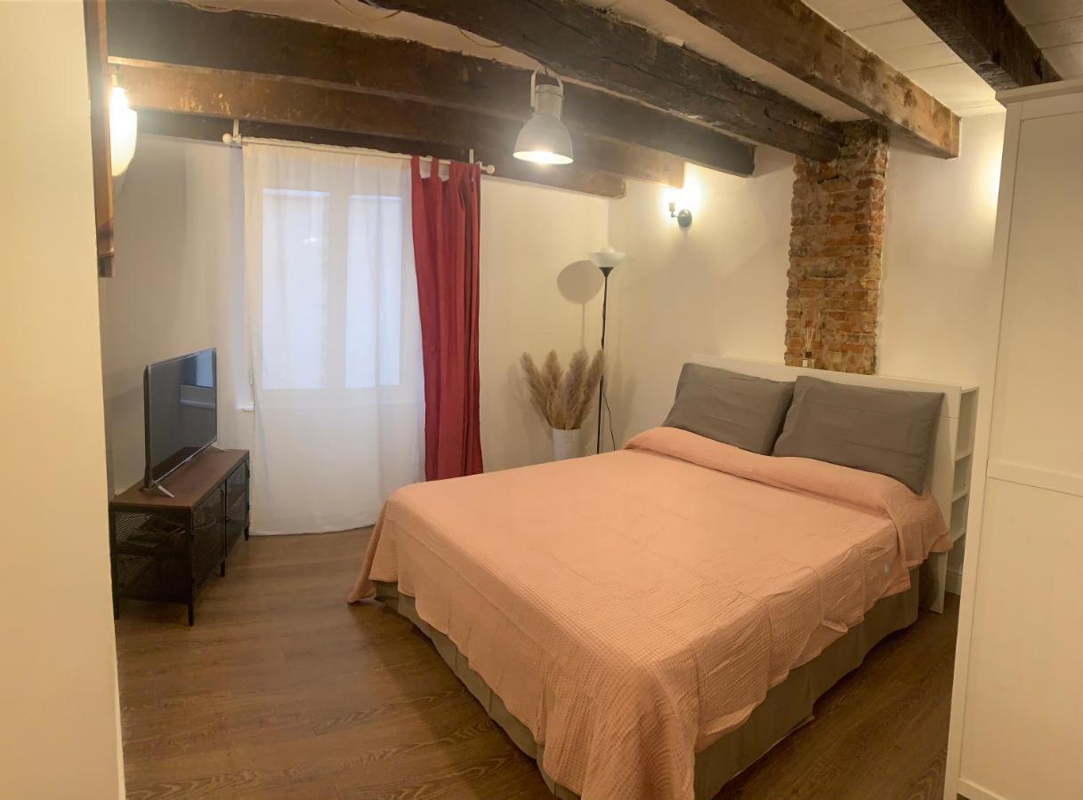 Casa Cimella, Un Nido Nel Cuore Del Porto Antico Cod Citra 010025-Lt-2629 Genoa Luaran gambar